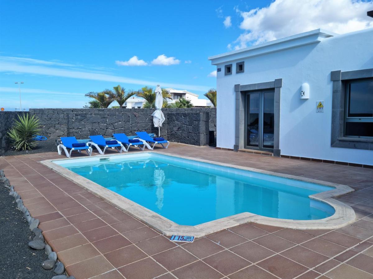 Villa Ana Плая Бланка Екстериор снимка
